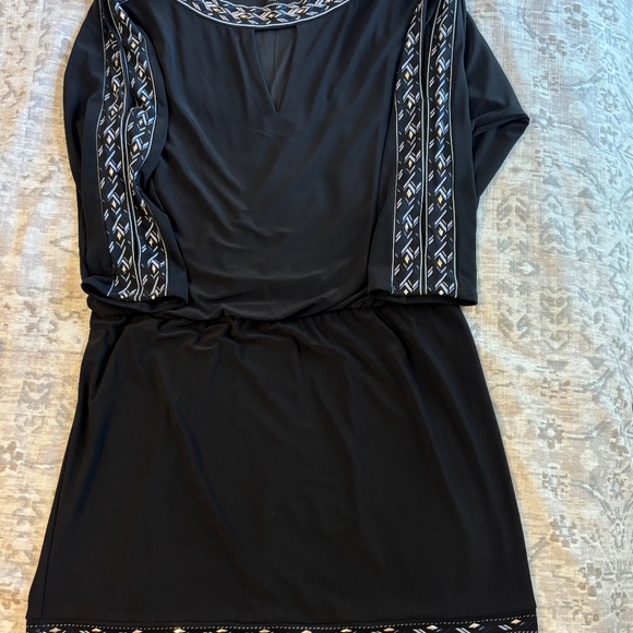 White House Black Market Dress, Size S, Black with Navy Blue Dress - Picture 2 of 2